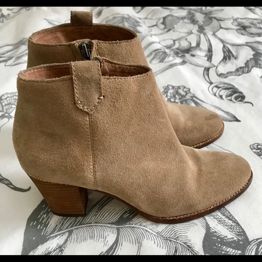 Madewell tan suede booties
